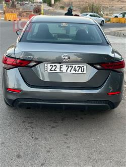 نیسان سێنترا